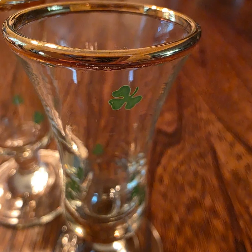 Vintage Shamrock Cordial Glasses Pair Gold Rim Irish Liqueur St Patricks Day 4